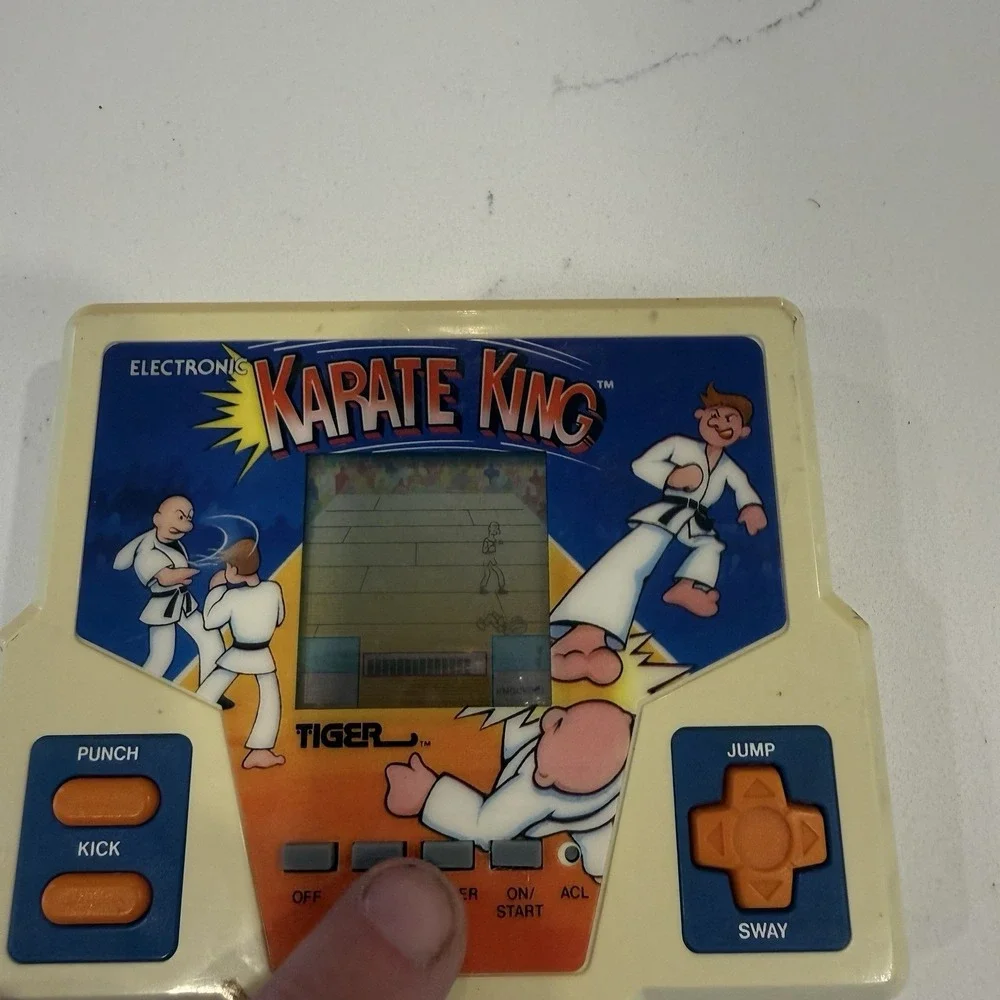 Karate King Tiger Electronics‎ Handheld LCD Game 1987 Vintage Tested Working
